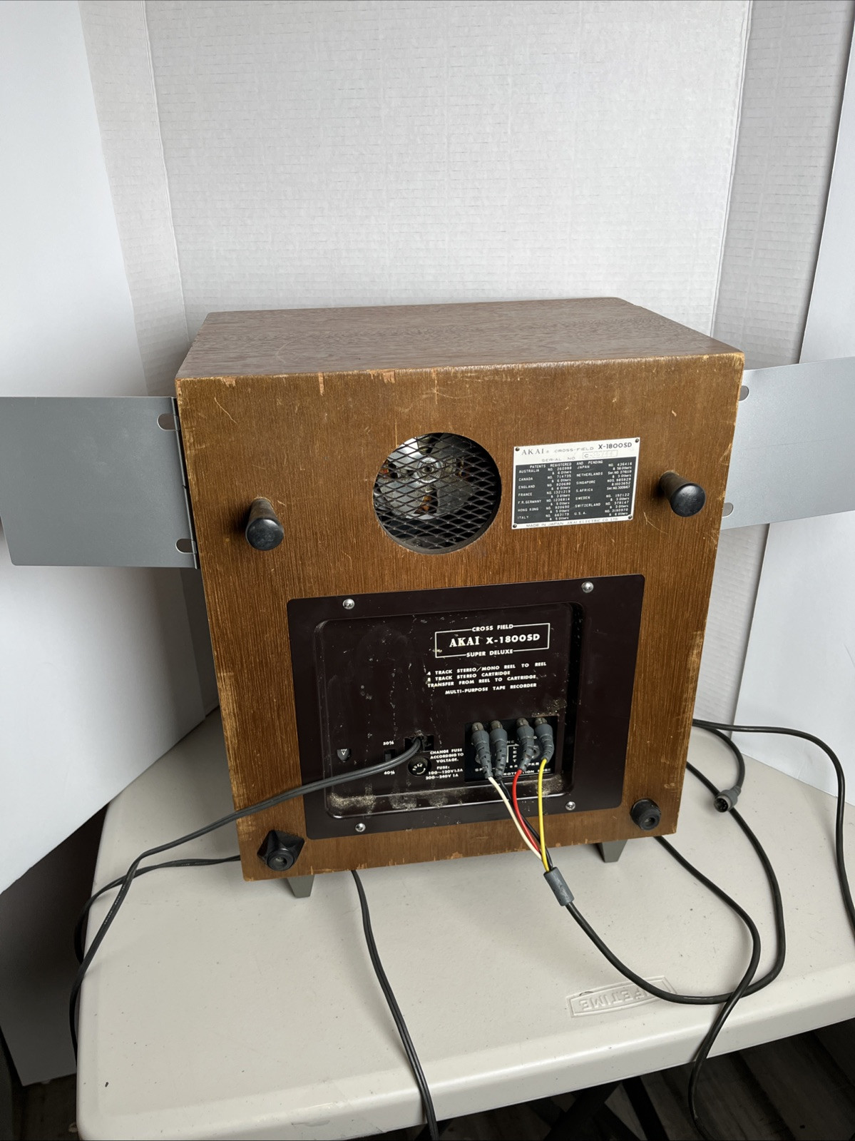 Akai X-1800SD Reel to Reel 8 Track Recorder Super Deluxe + 4 Reels TESTED READ