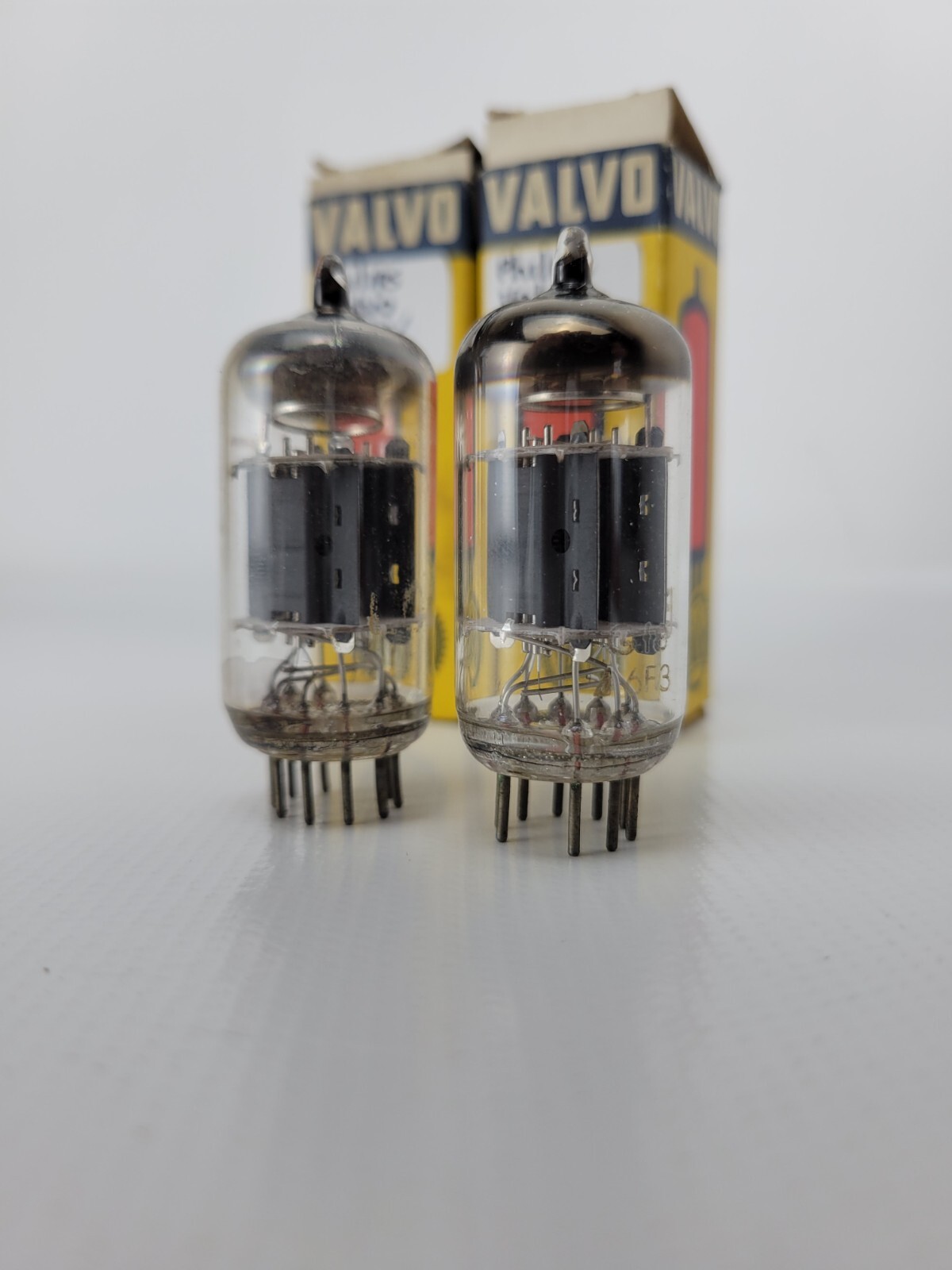 ECC82/12AU7 NOS NIB PHILIPS VALVO VACUUM TUBES HOLLAND MATCHING PAIR