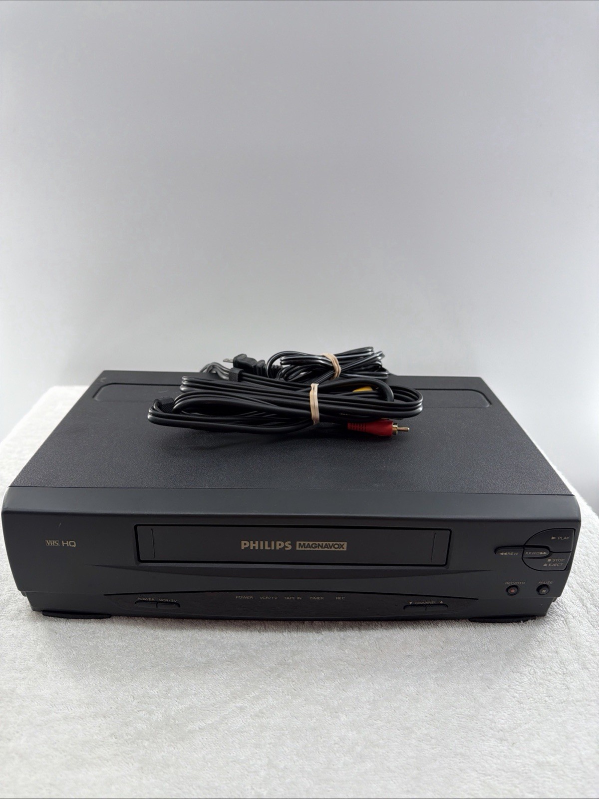 Philips Magnavox VHS Model VRZ220AT21 Tested Includes Av Cables Very Clean
