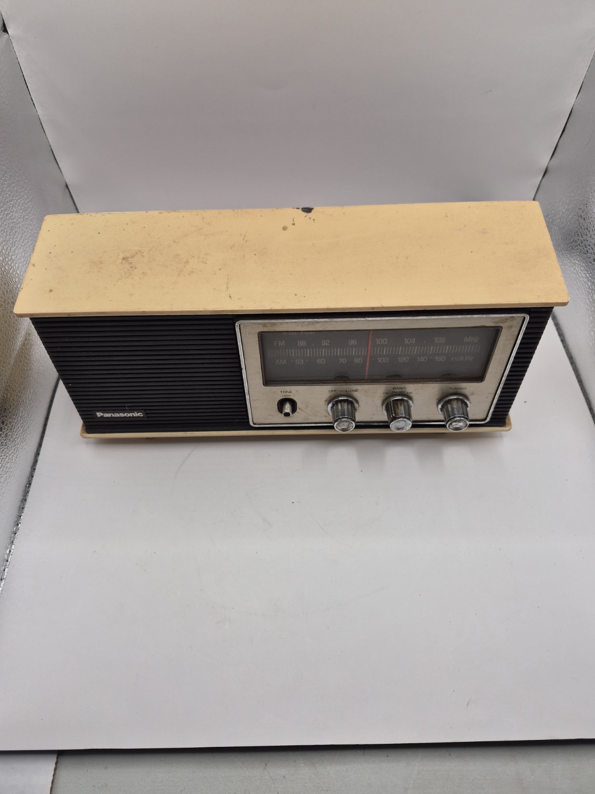 Vintage Panasonic RE-6283 FM AM Radio Tabletop Tested Works