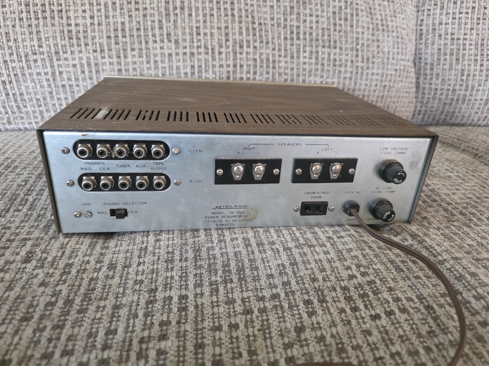 Vintage Midland 19-350 Solid State Stereo Amplifier Powers Up Parts Repair Work?