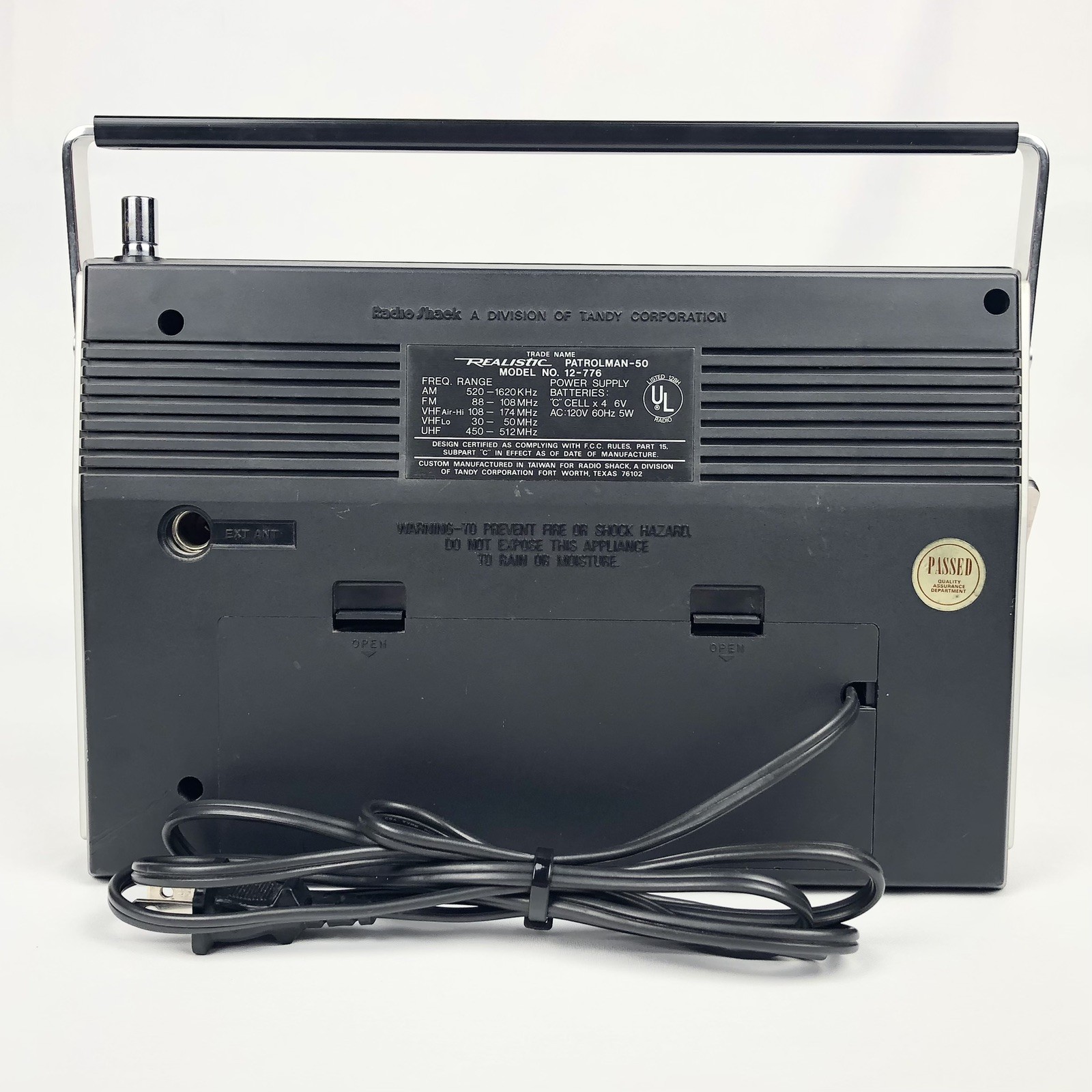 Vintage Realistic Patrolman 50 Portable Radio AM FM VHF UHF Model 12-776