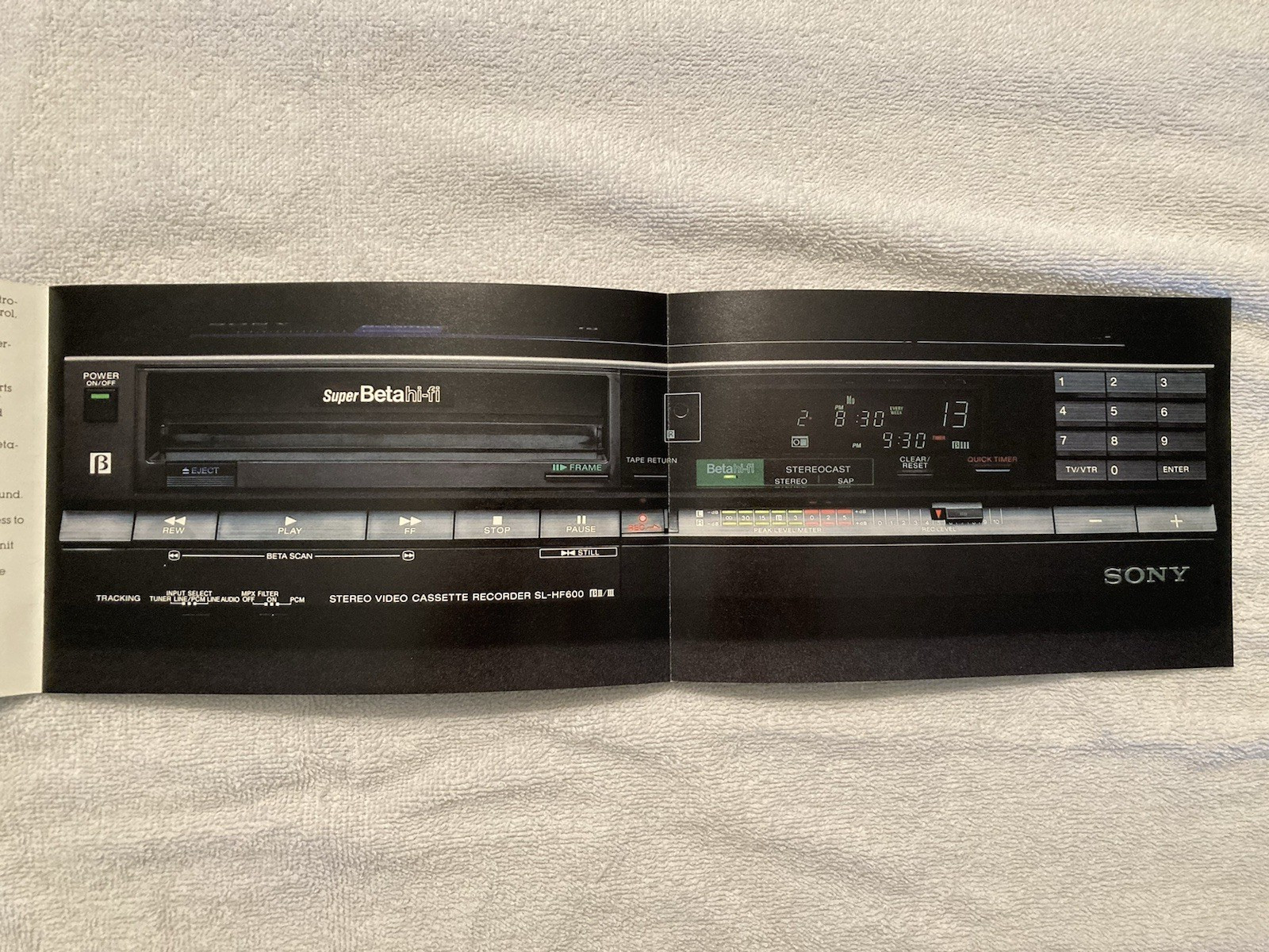 1985 Sony SL-HF600 Betamax Videocassette Recorders Advertising Catalog
