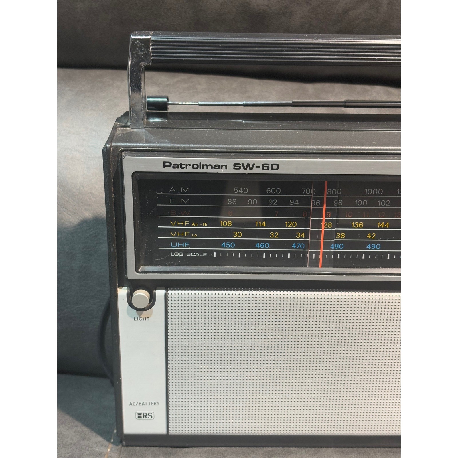 Realistic Patrolman SW-60 Multi-Band Radio 12-779 AM FM SW VHF UHF Vintage