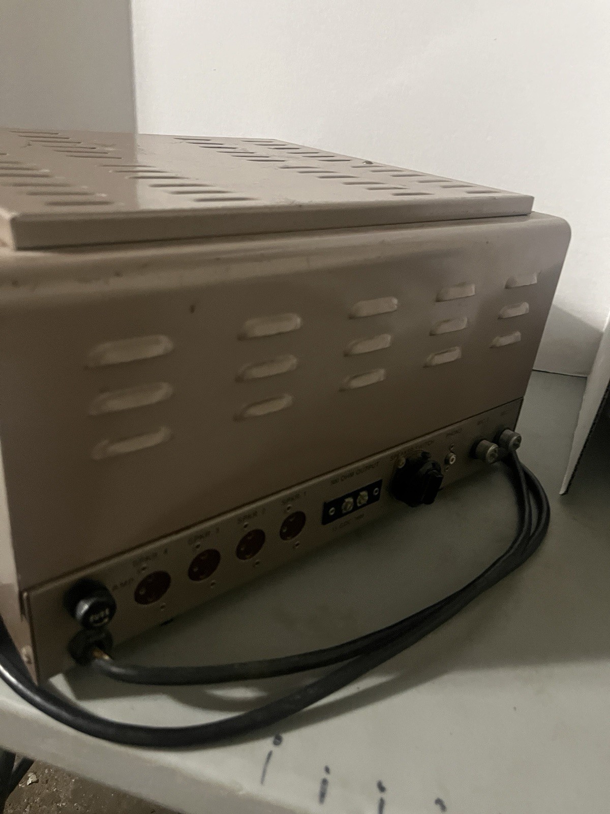 Vintage Airline Tube Amplifier PA Amp Phono Input RCA Tubes Untested As-Is