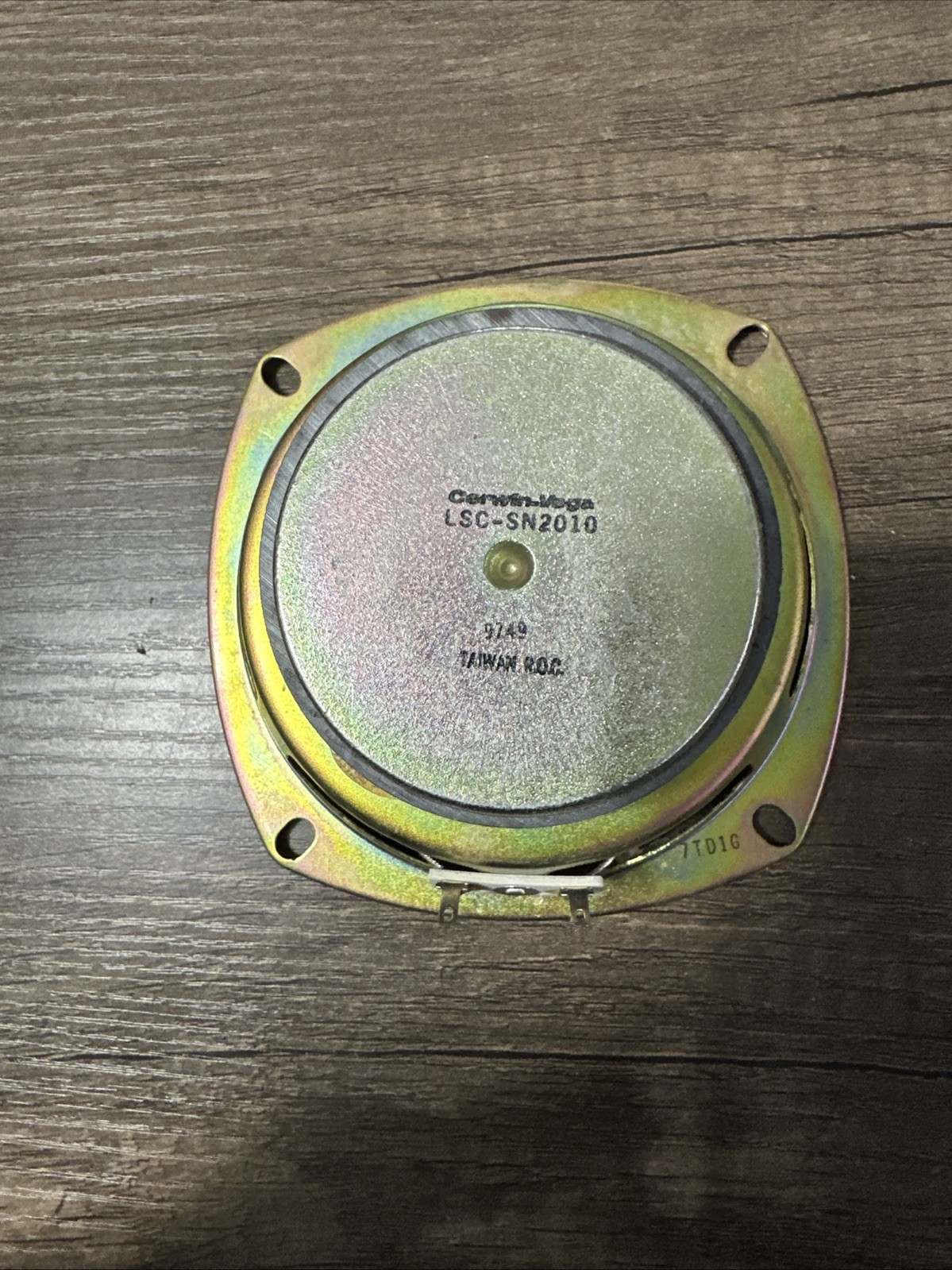 Pair of Cerwin Vega Speakers With Grills (LSC-SN2010) for RE 30 Series
