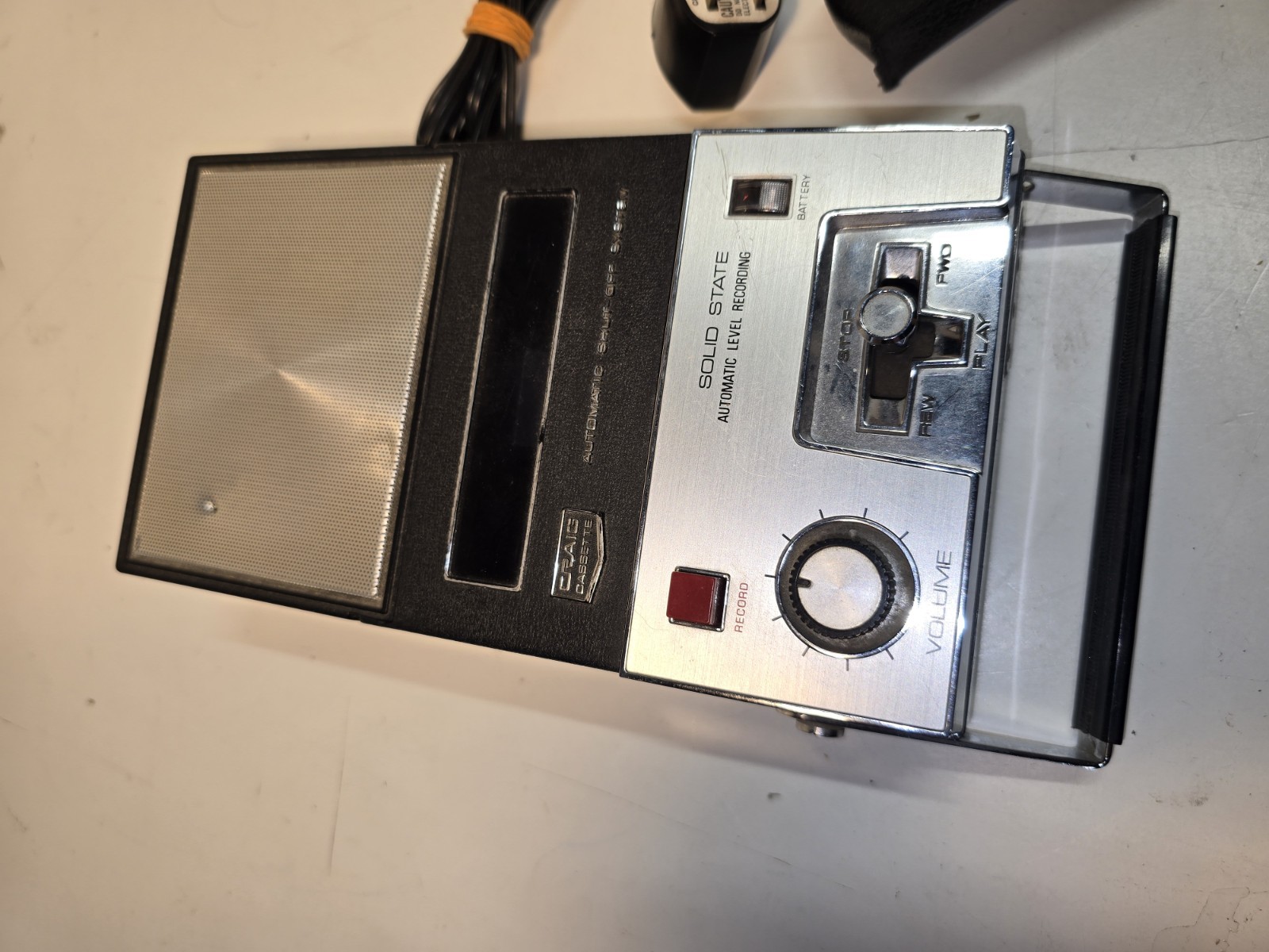 Vintage 2623 CRAIG Cassette Tape Player/Recorder Portable w/ mic & AC adapter