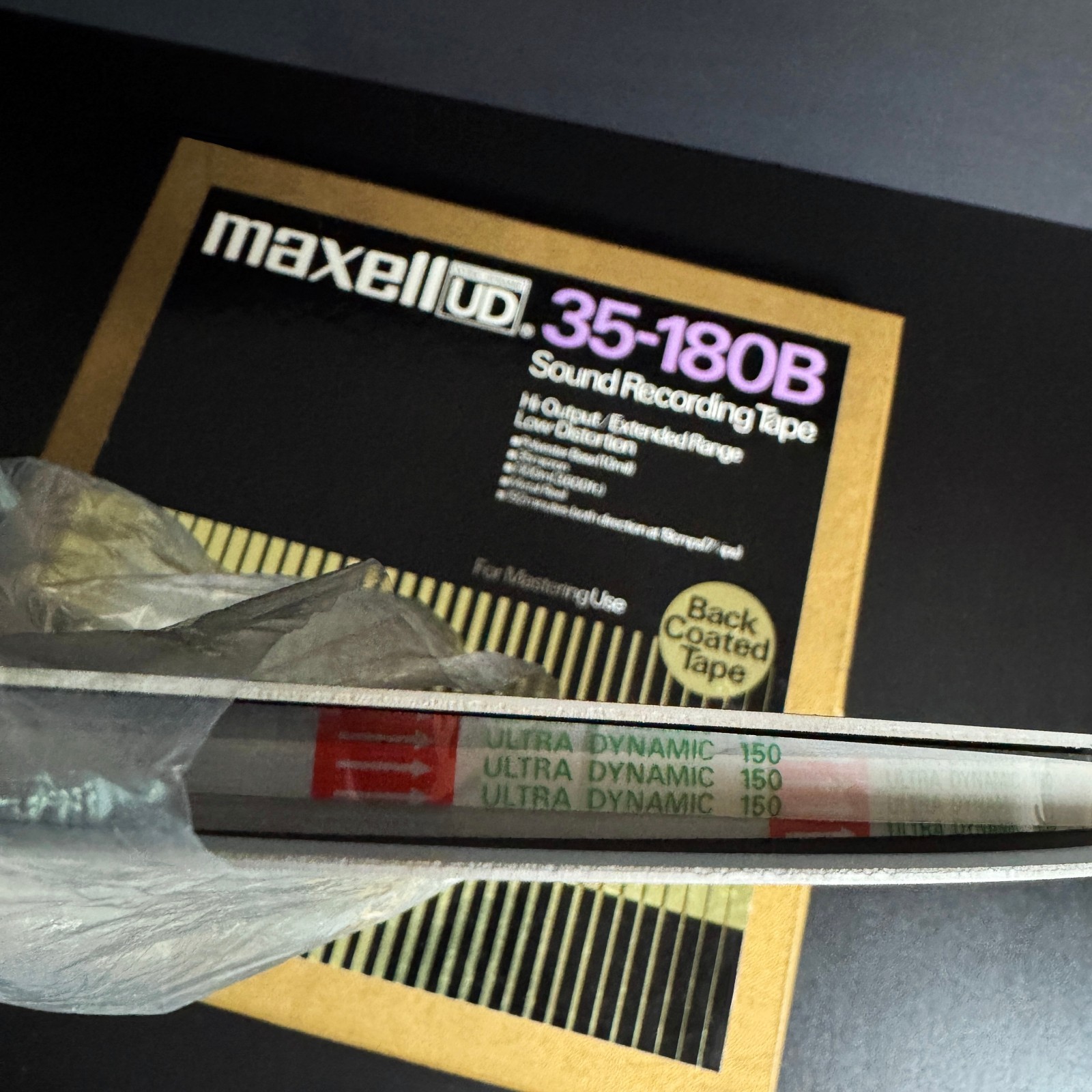 Maxell UD 35-180B 10.5″ Metal Reel to Reel Coated Tape 3600 Ft Used w/Box Japan