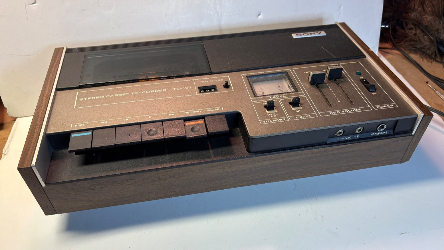 VTG 1970’s Sony TC-127 Stereo Cassette Deck Recorder Made in Japan Nice Wood