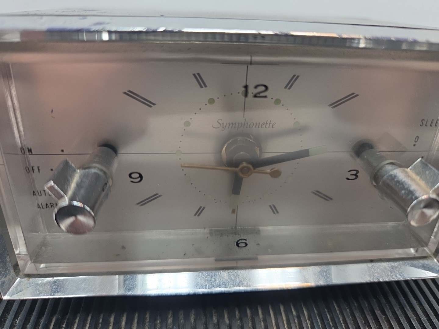 VTG Longines Symphonette LCR-500 Slumber Center Electric Clock Light Radio Read