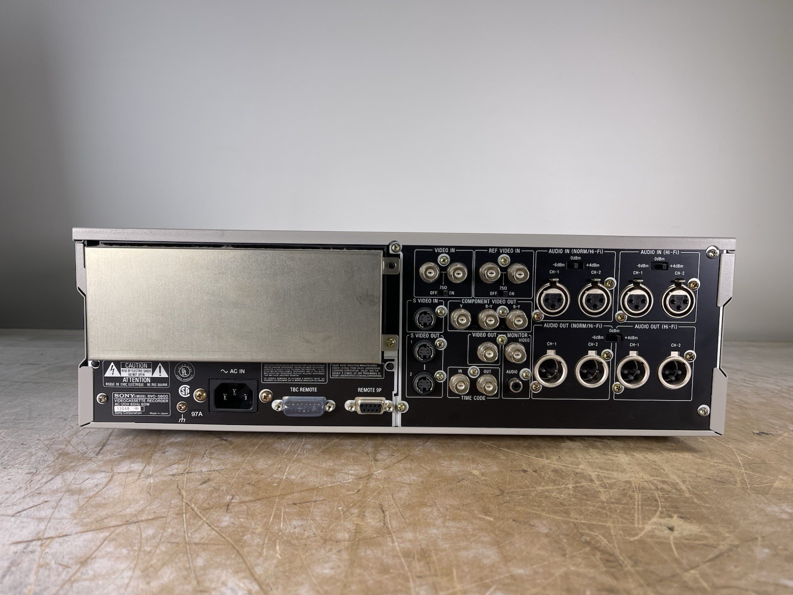 VINTAGE SONY SVO-5800 PROFESSIONAL VIDEO CASSETTE RECORDER – (FOR PARTS)