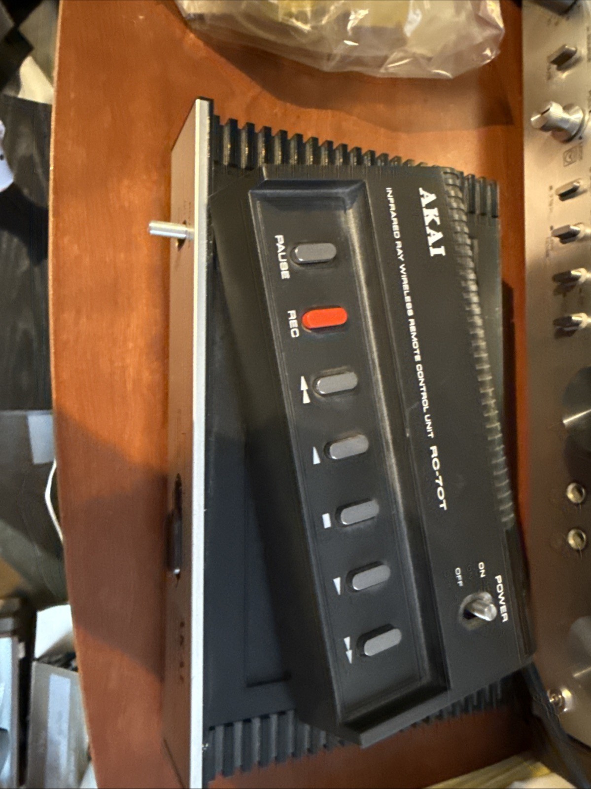 AKAI RC-70R INFRARED WIRELESS REMOTE CONTROL UNIT