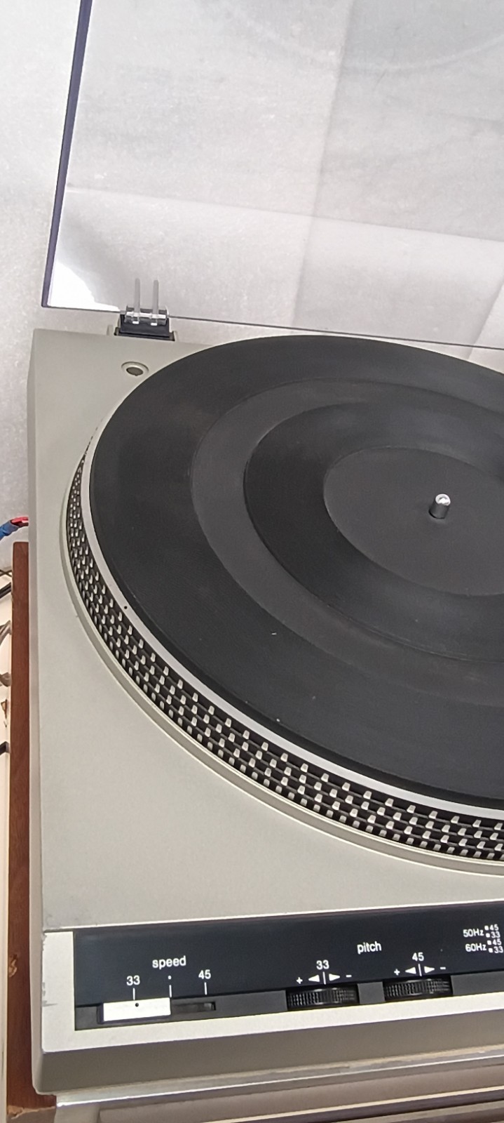 Vintage Technics SL-220 Belt Drive Turntable Working fine SOME WIRING ISSUES REA