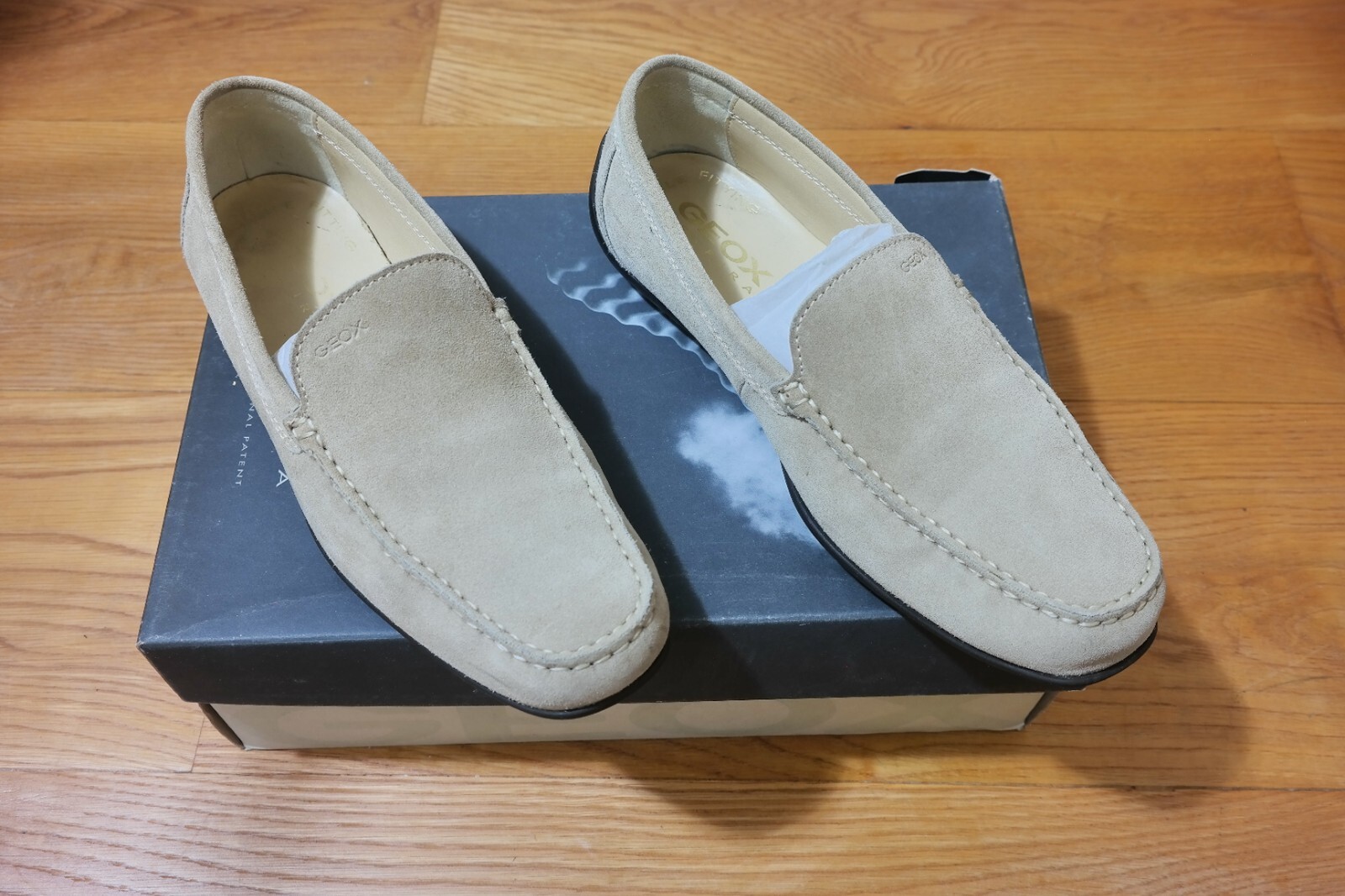 Geox Respira Beige Italian Suede Men’s Loafer EU 43 US 10 perforated great