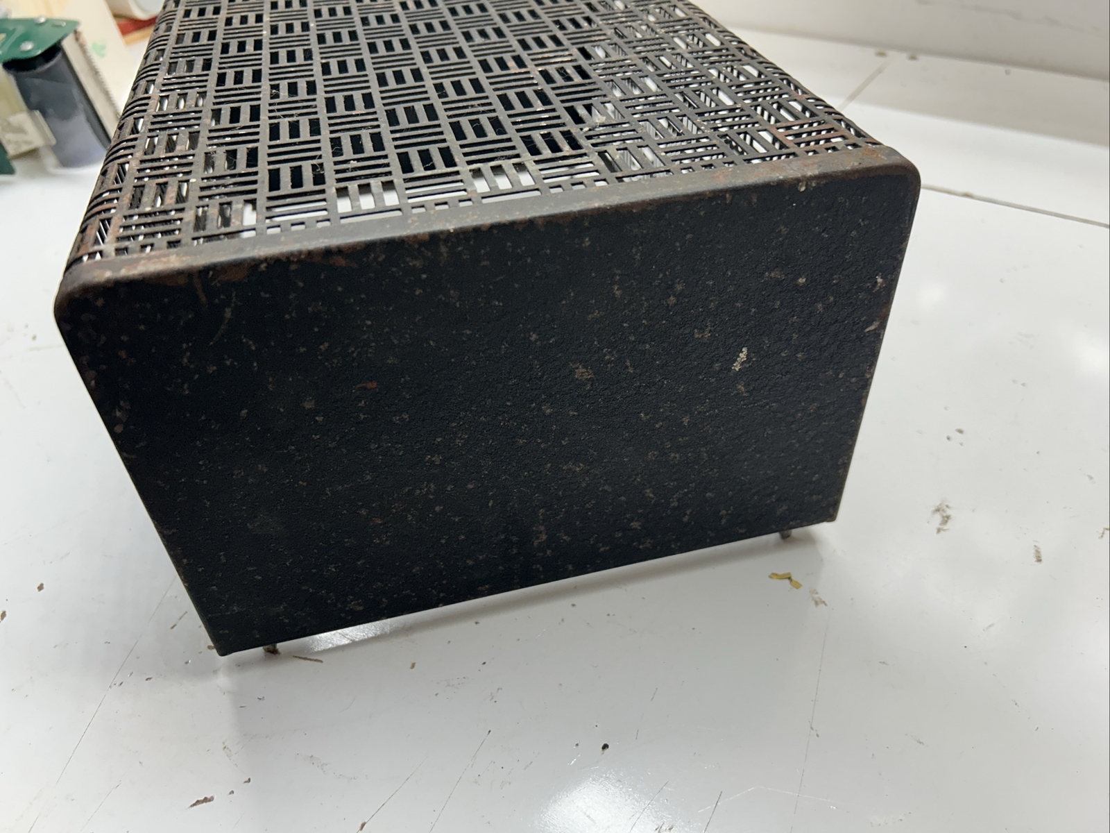 Vintage Heathkit W5M Amplifier Tube Cover Cage