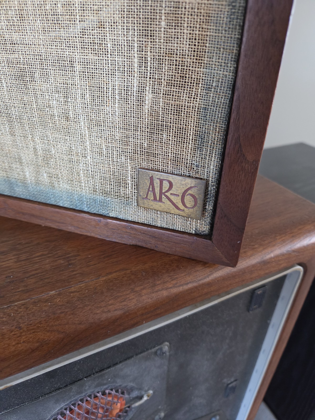 Acoustic Research AR-6 Speaker (Single)