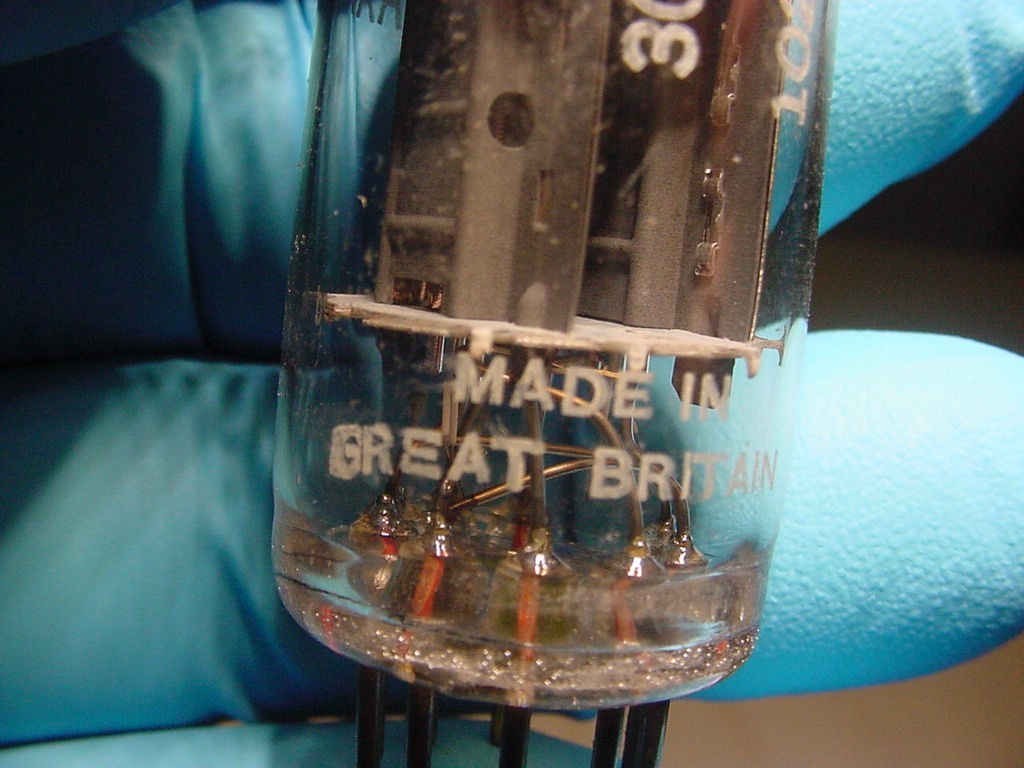 MULLARD BLACKBURN 12AX7 ECC83 TUBE PAIR (I61-series circa 1962 tested strong)