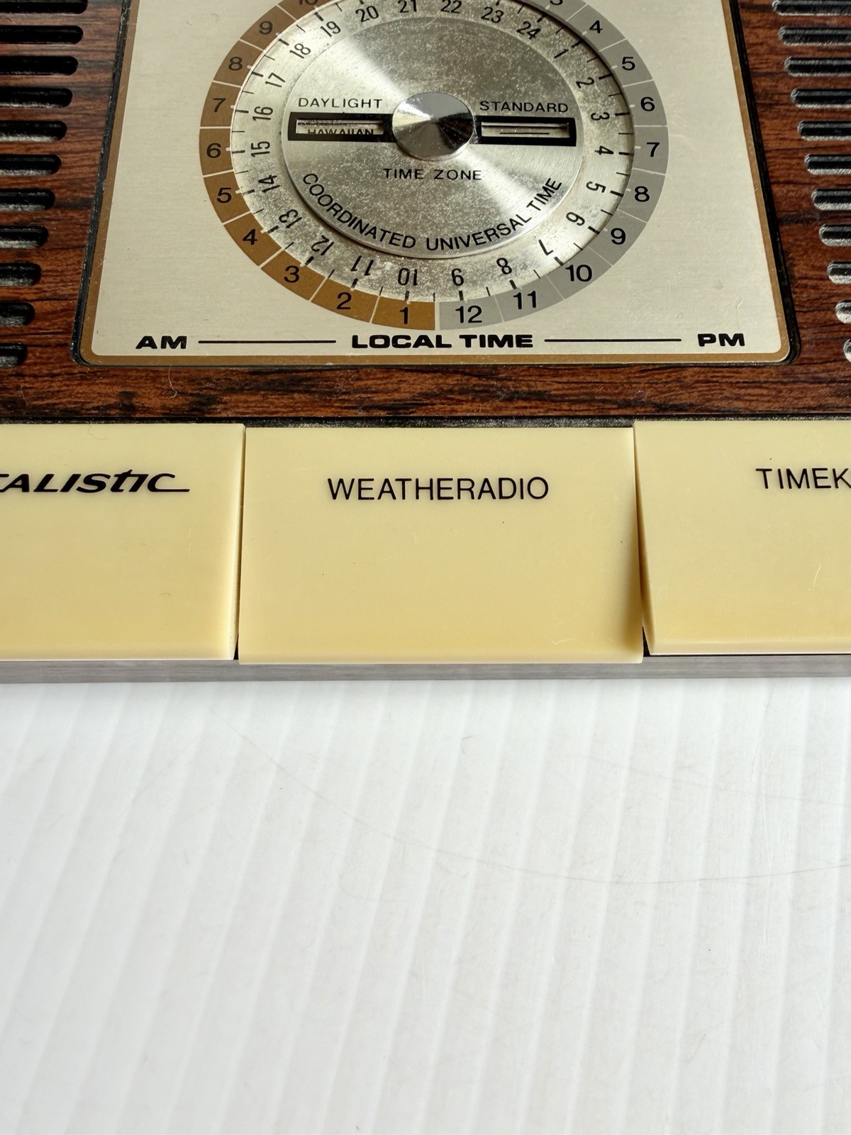 Vtg Realistic Weatheradio TimeKube Receiver Model 12-149A Wood Grain- Untested