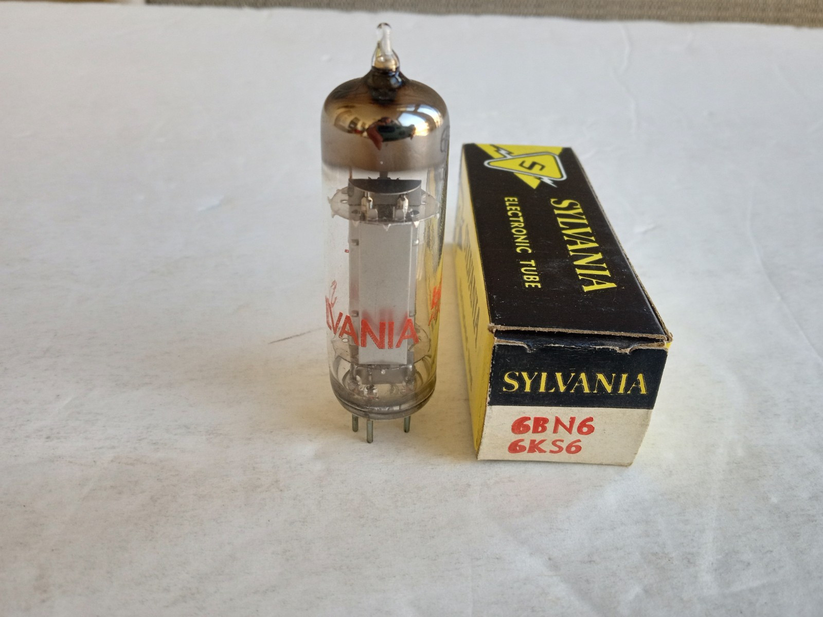 Nos SYLVANIA 6BN6 6KS6 Vacuum Tube TESTED