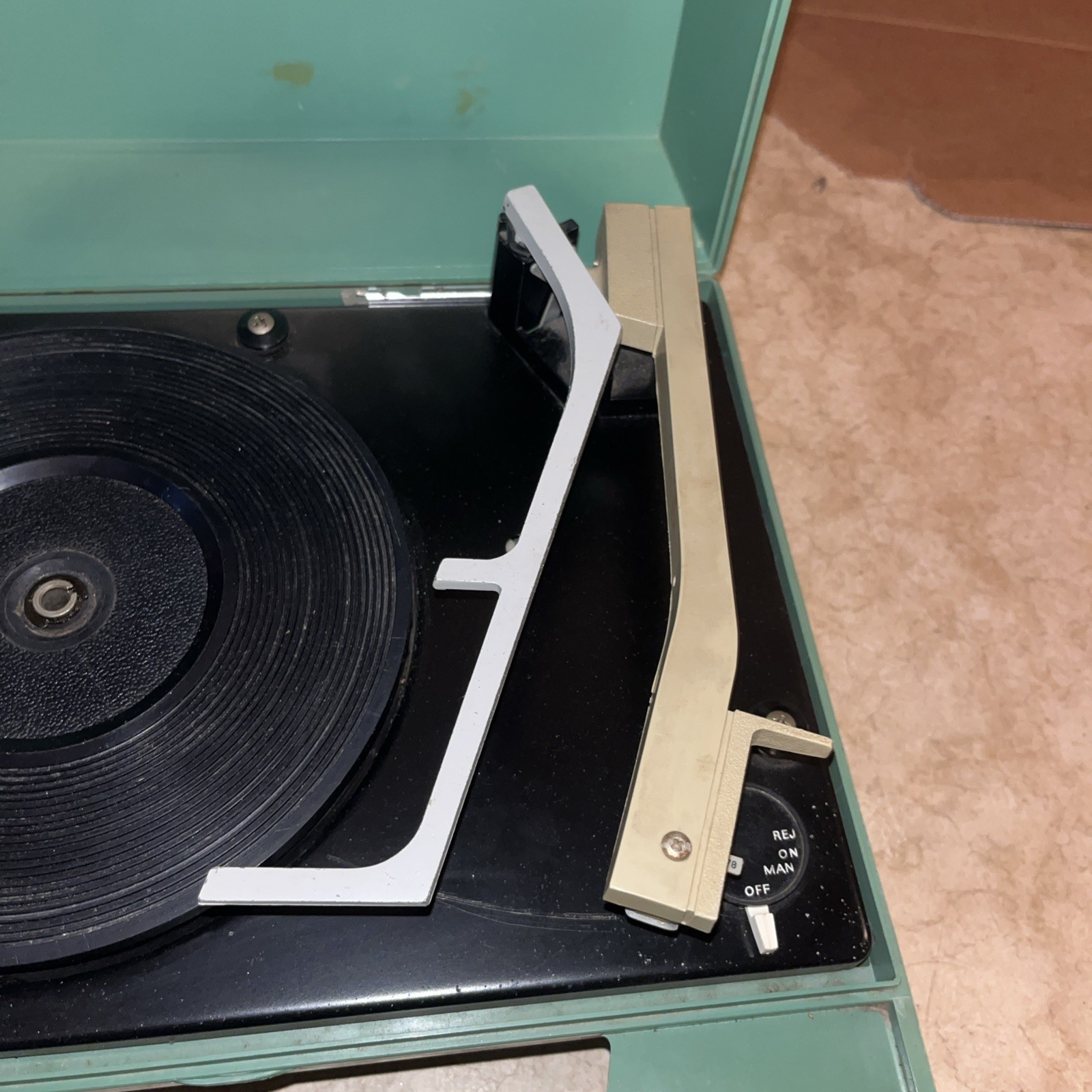 Vtg Sears Silvertone 3250!Portable Record Player 4 Speed D As Is