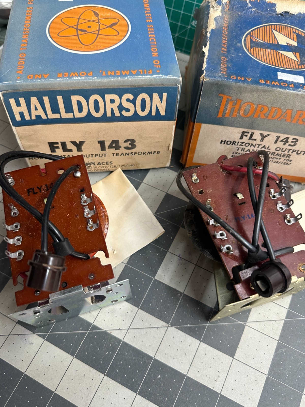 2-pack VINTAGE Halldorson Fly-143 Power Horizontal Output Transformer 90-degree