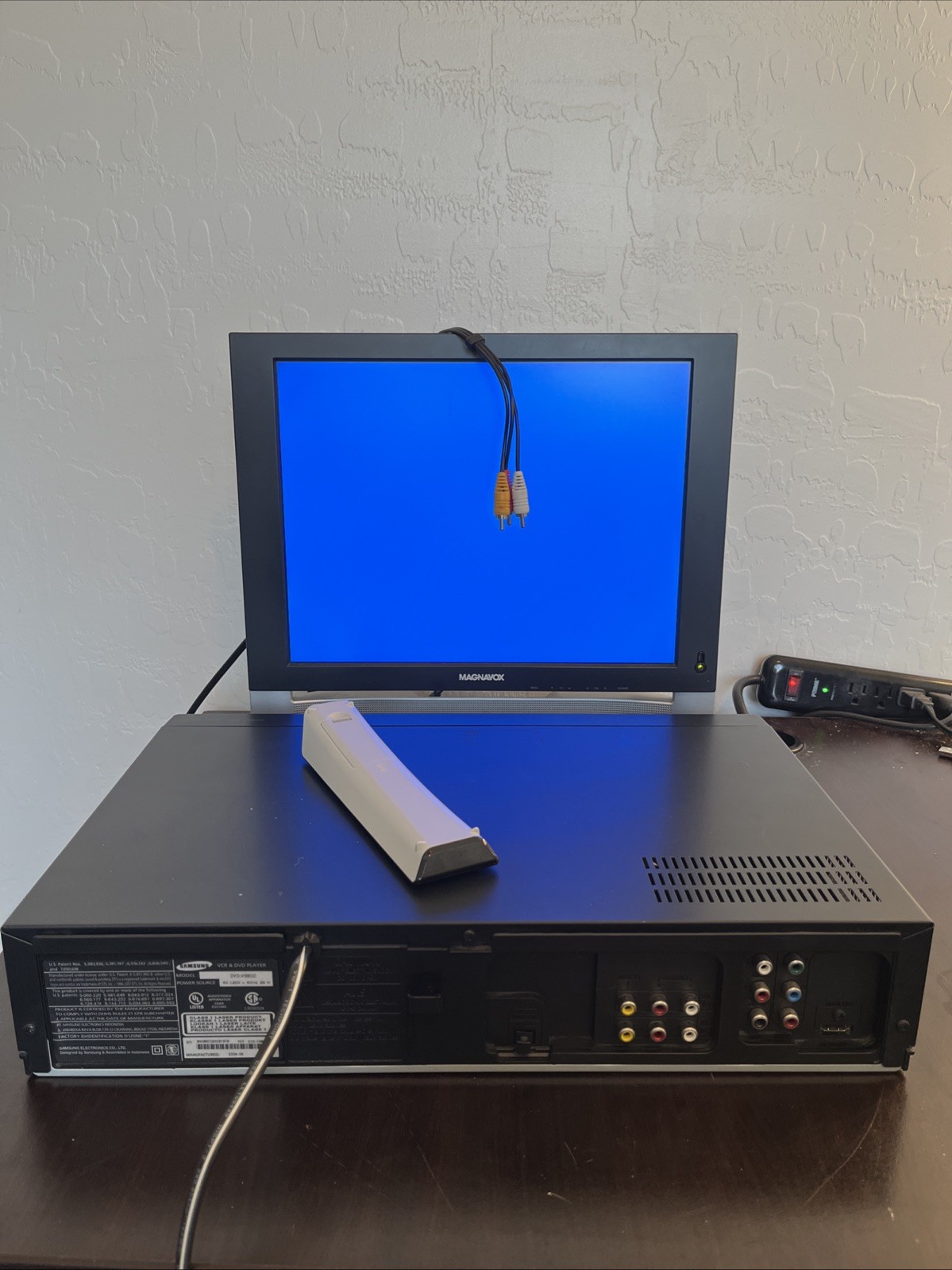 Samsung DVD-V9800 DVD VCR Combo Player VHS Tape Cassette recorder Remote