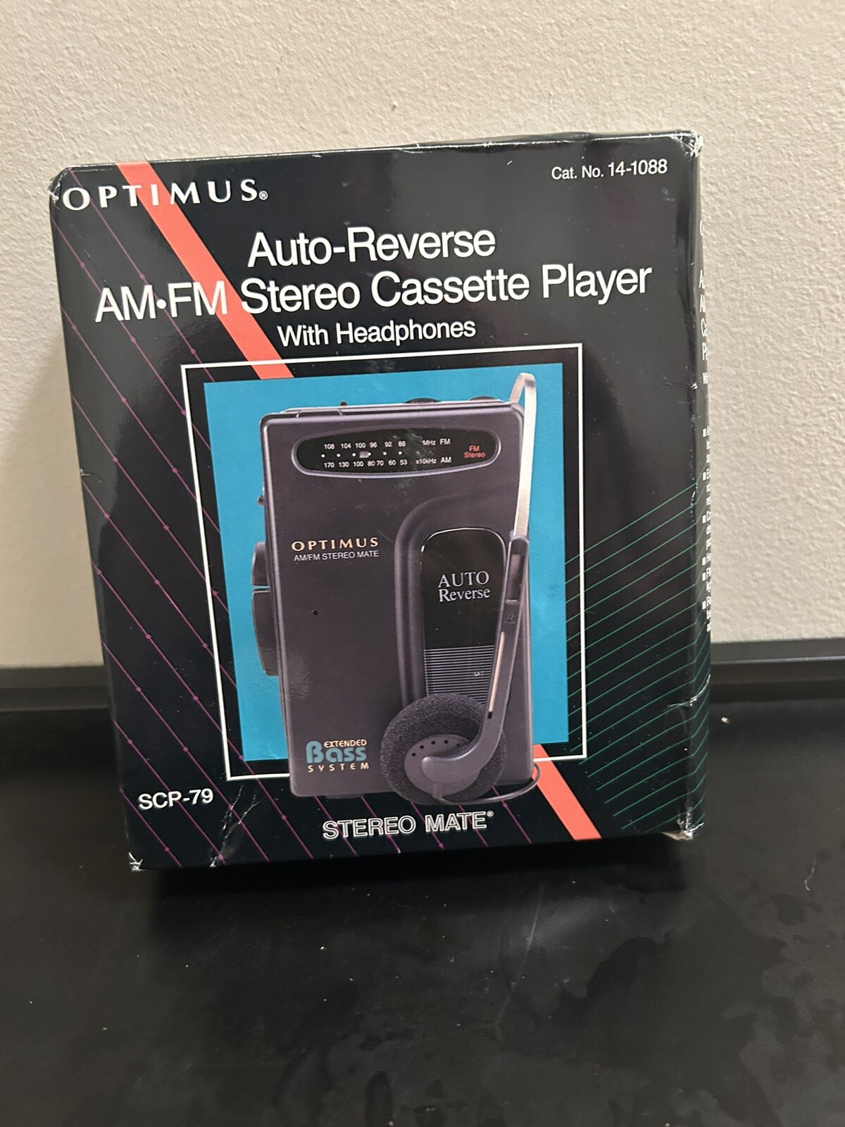 OPTIMUS SCP-79 STEREO CASSETTE TAPE PLAYER NIB