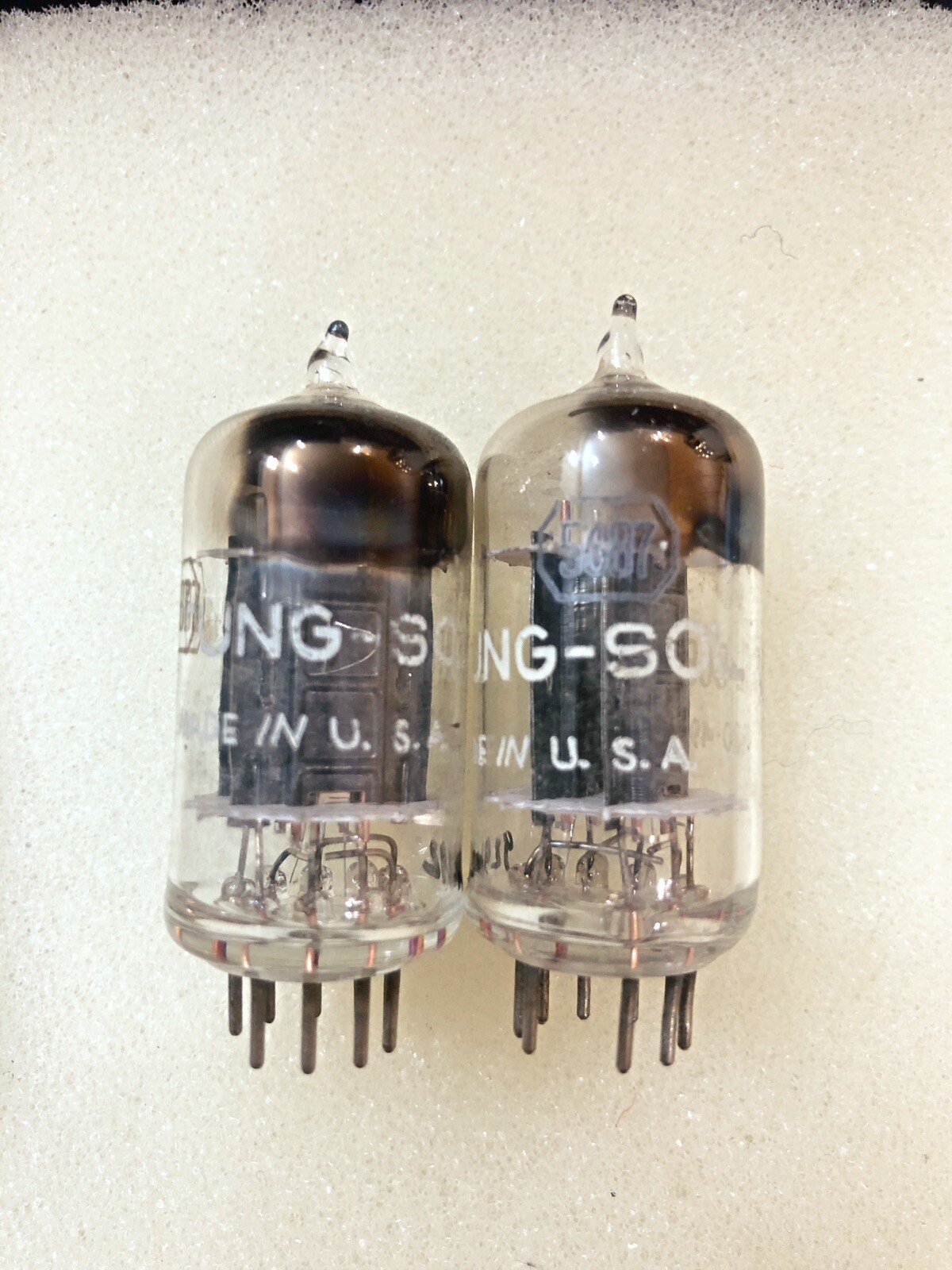 Tungsol 5687 6900 7119 E182CC Flat Black Plate D Getter First Version NOS Pair