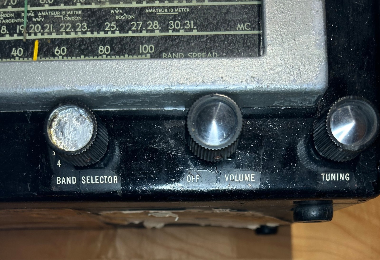 Vintage Hallicrafters Model 5R10A Multi SW band Tube Radio Early 1950s