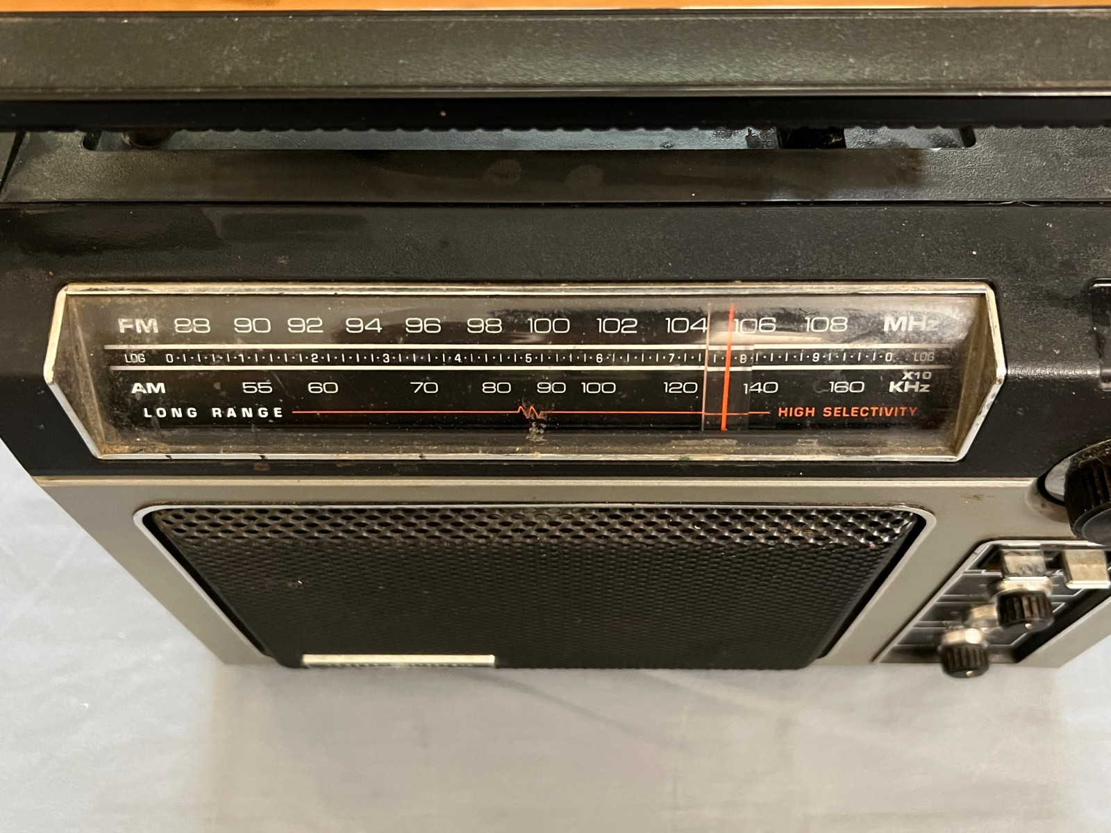 General Electric GE Superadio Long Range AM/FM 7-2880B Tested Missing Knob