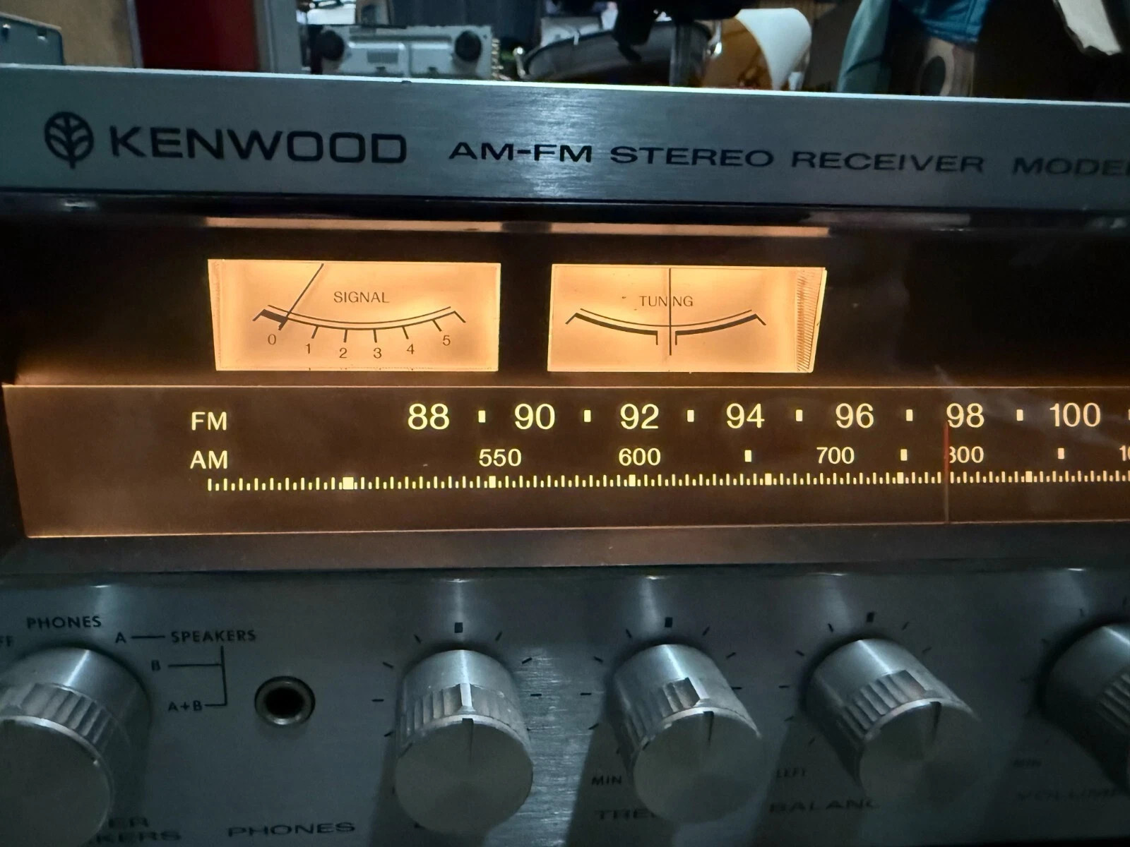 Vintage KENWOOD KR-4070 Stereo Receiver *Tested*