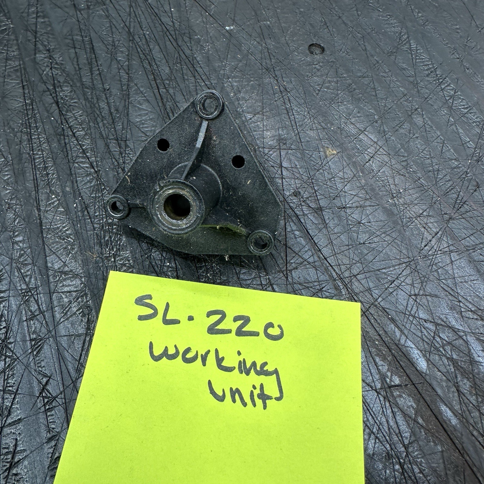Technics SL-220 Turntable Parts – Spindle Cylinder