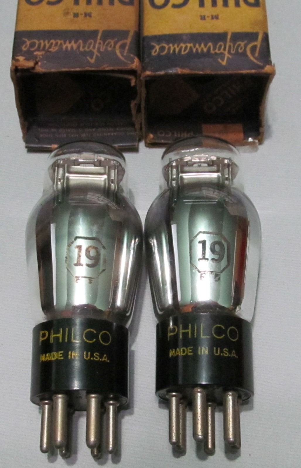 PAIR PHILCO 19 POWER TRIODES FOR 2 VOLT BATTERY SETS – NOS/NIB – 1940’S – TESTED