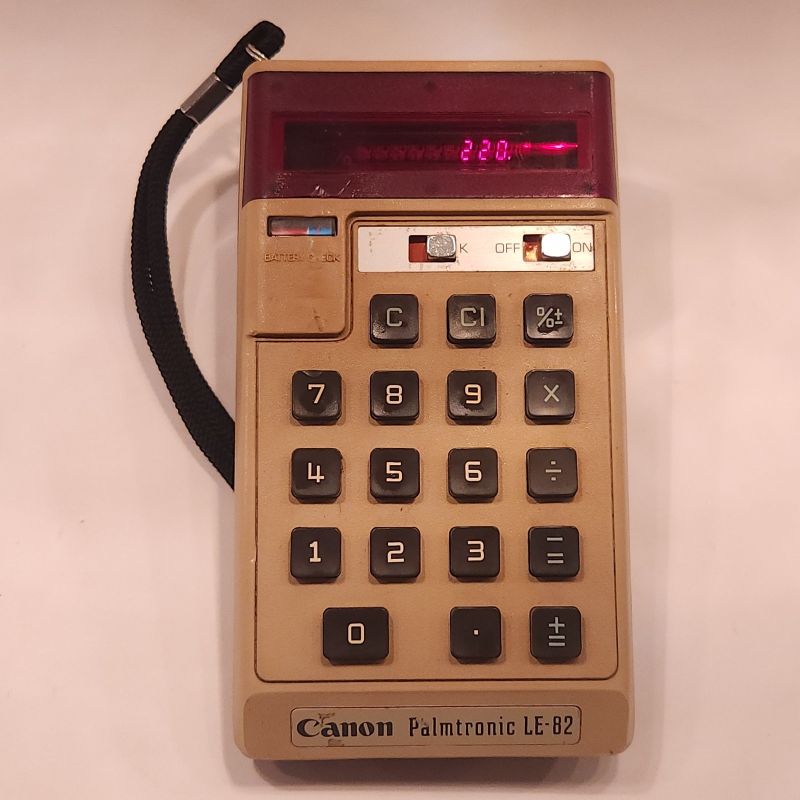 Vintage Canon Palmtronic LE-82 Beige LED Display Handheld Calculator TESTED