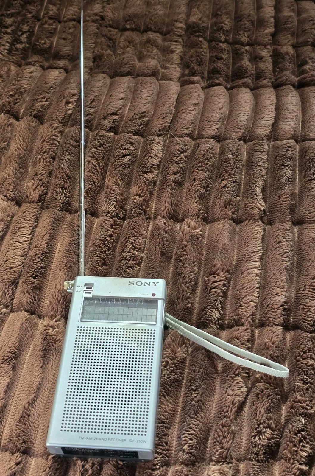 Vintage Sony ICF-210W FM/AM 2 Band Receiver Working Malaysia AA Included Radio
