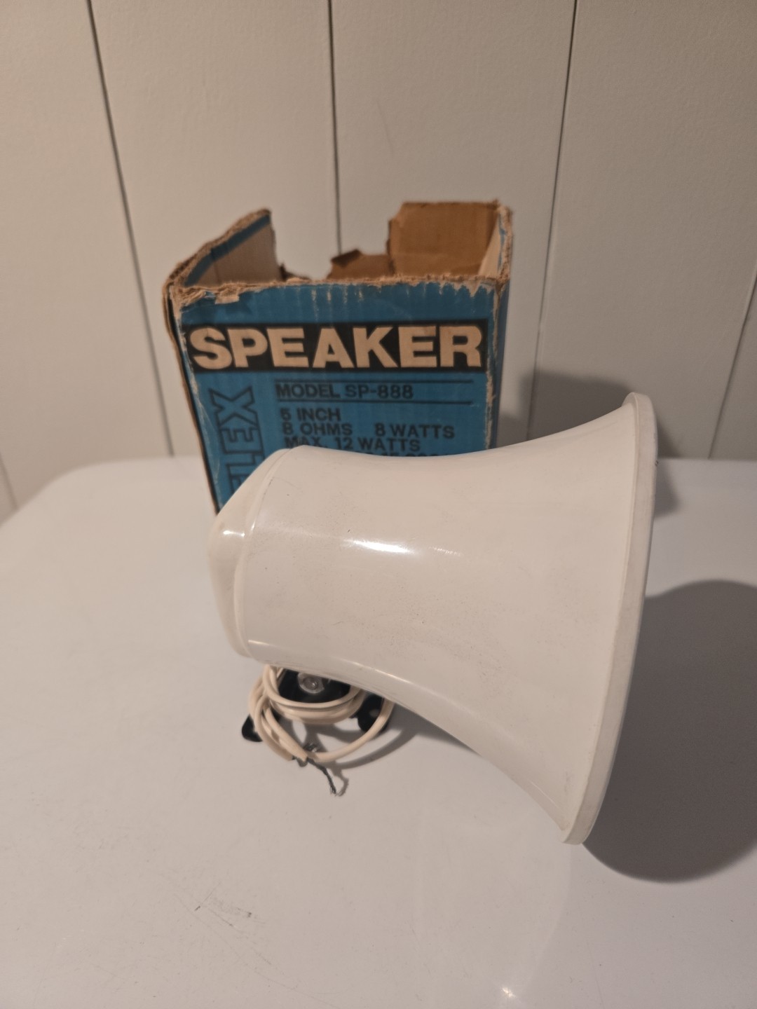 Vintage NOS reflex universal speakers Model SP-888 & SP-999 Weather Proof. USA