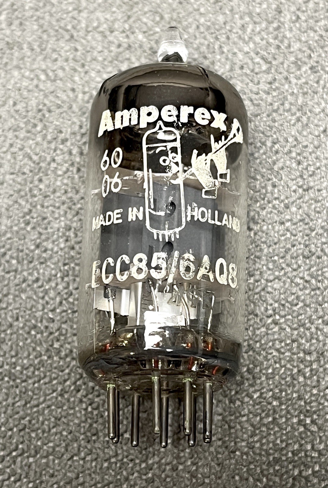 (1) Amperex / Bugle Boy ECC85 / 6AQ8 Dual Triode Tube – Heerlen, Netherlands NOS