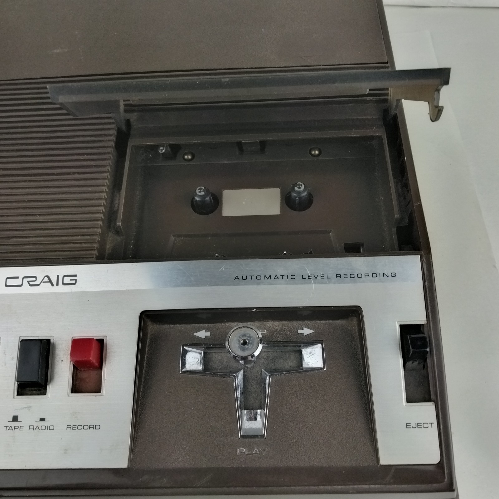 Vintage 1970s Craig 2607 Portable Cassette Player For Parts Repair Radio Works