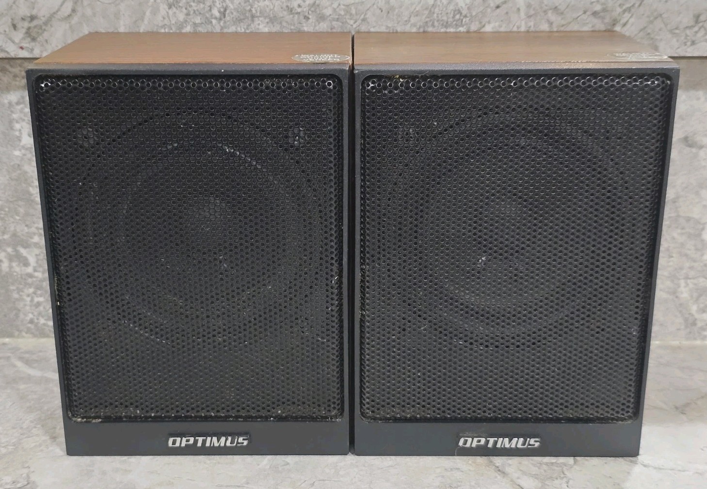 Vintage Radio Shack Optimus Speakers XTS 25 Nice Condition