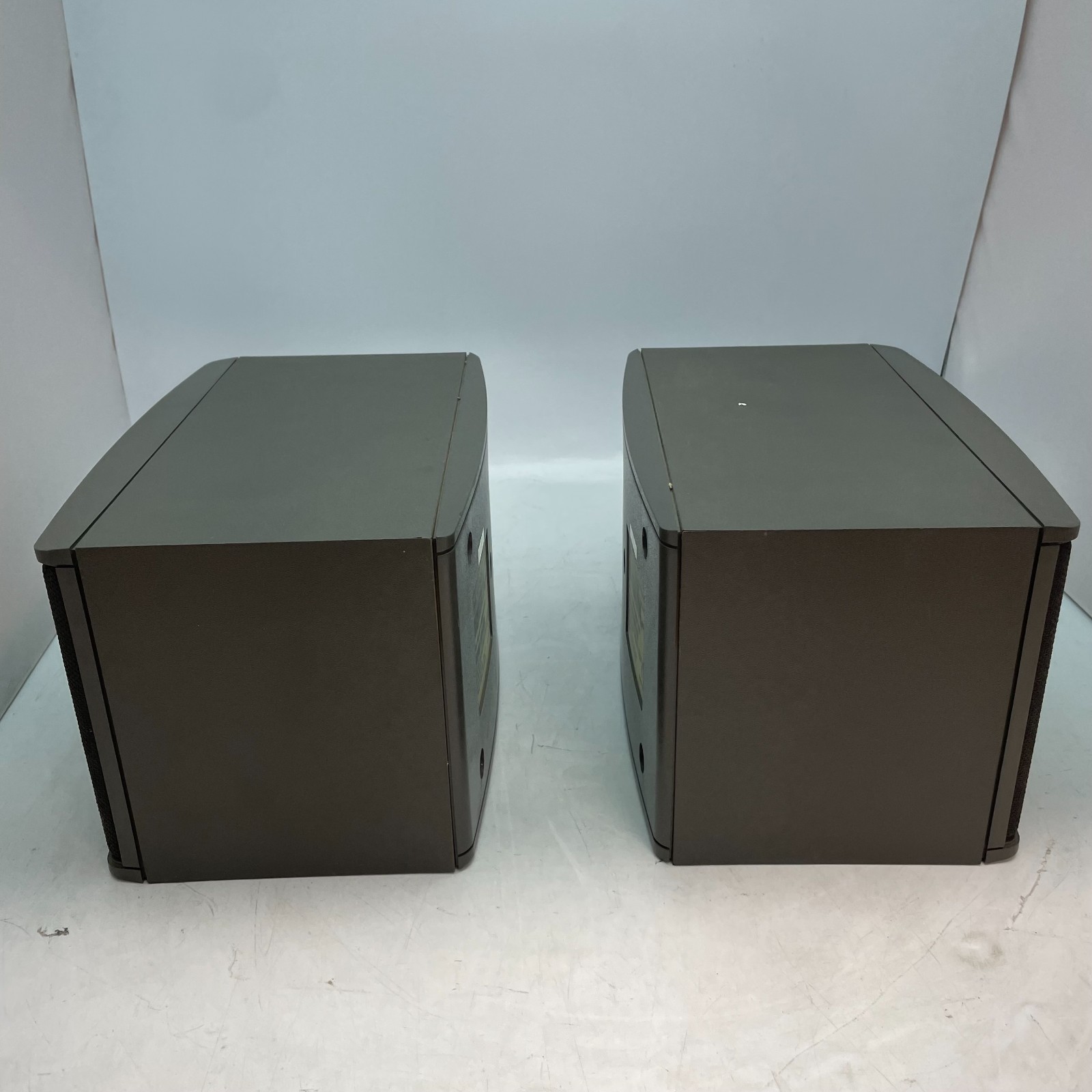 Pair of Bose Model 141 Stereo Speakers TESTED SOUNDS GREAT