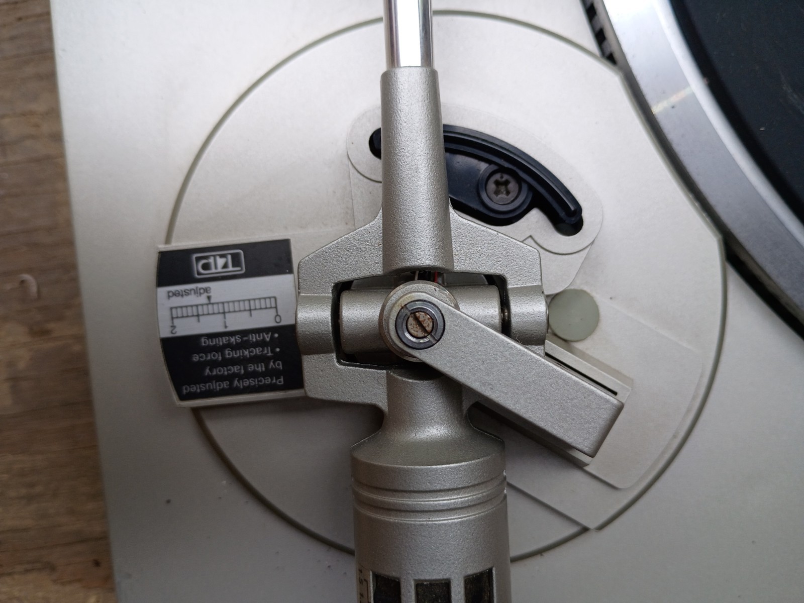 TECHNICS SL-Q350 turn table