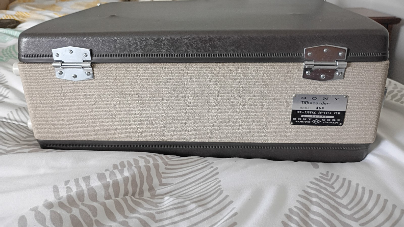 Vintage 1960s Sony Reel to Reel Tapecorder Model 464, Seems To Work, As Is Cond.