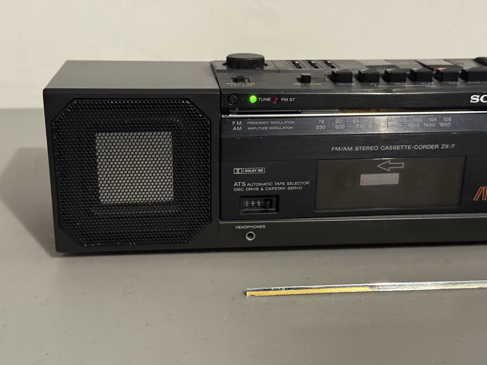 Vintage Sony AM FM Stereo Cassette-Corder 2 Bands Model ZX-7 “AS IS READ”