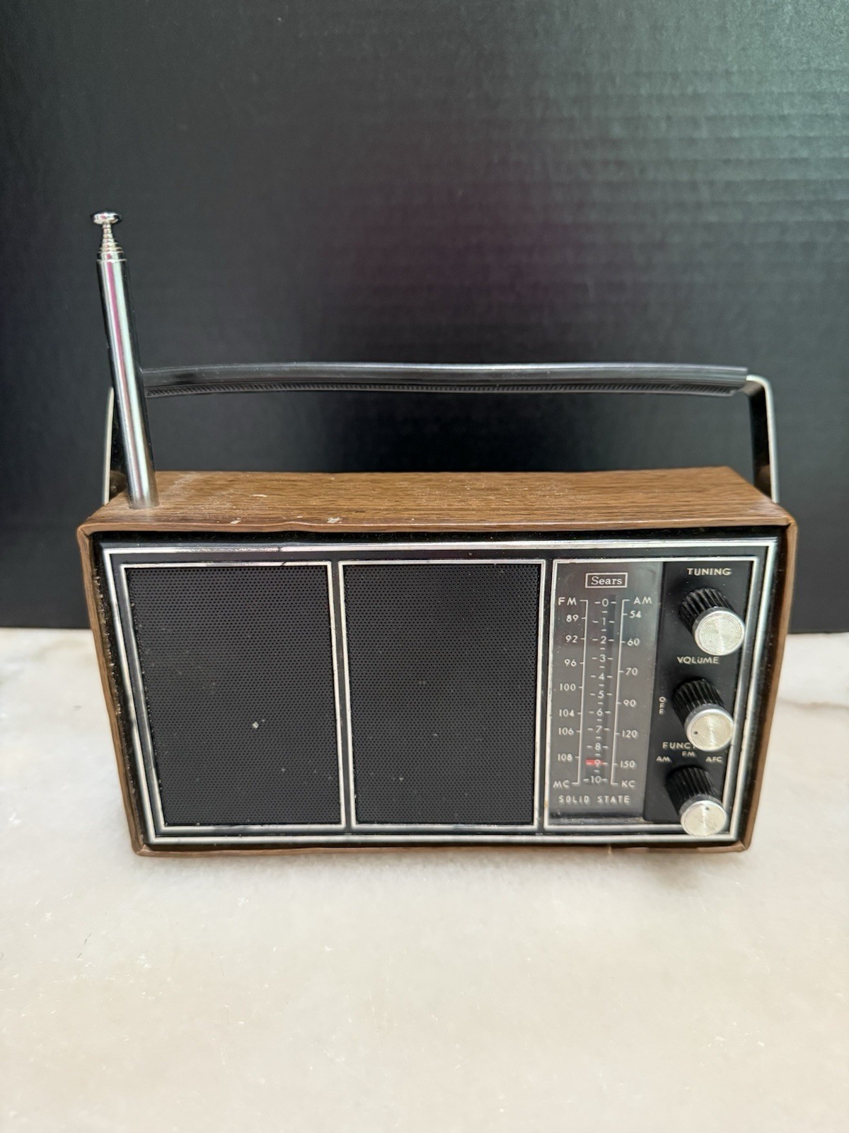 Vintage Sears Roebuck Model 132 Woodgrain Am Fm Radio Antenna Made In Hong Kong