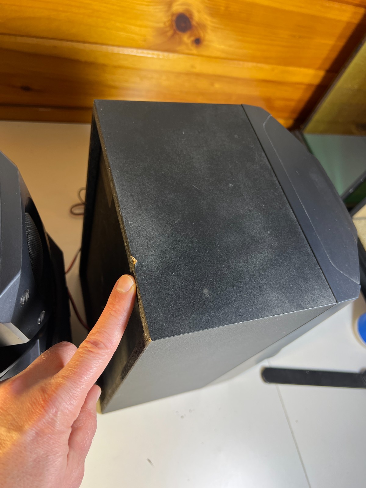 Vintage Pair Panasonic SB-AK22 Bookshelf Speakers Pair 2-Way 6 ohms Raw Wire
