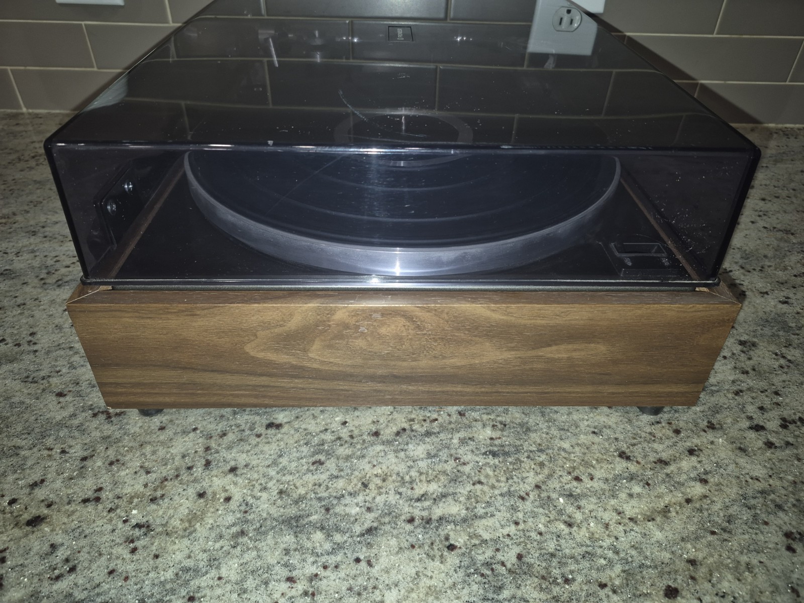 Pioneer PL-12D II Vintage Belt Drive Turntable Record Player Japan w/ Dust Cover