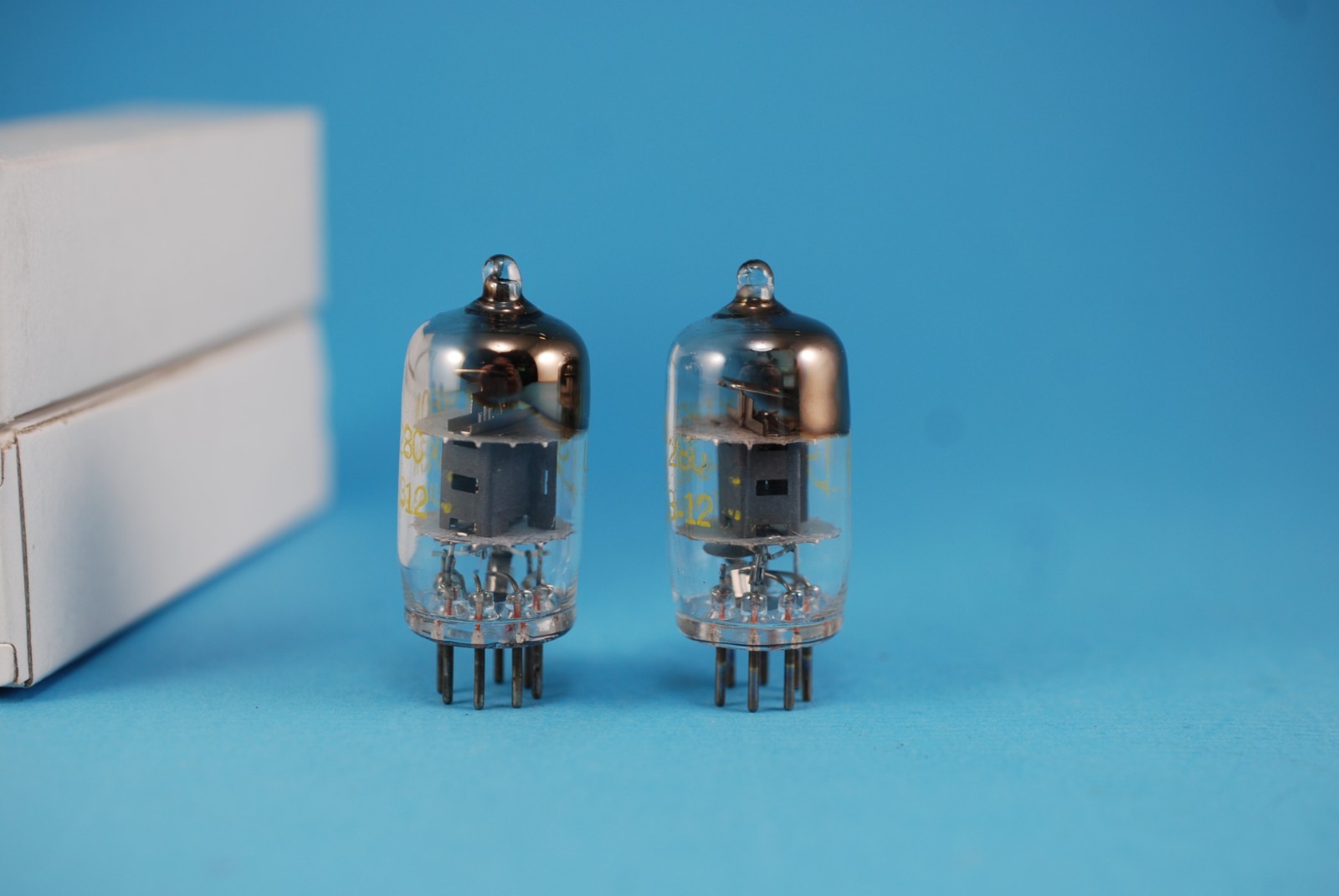 2x Raytheon 6AK5W Tested Vacuum Pentode Tubes 5654 6096 CV4010 M8100 CV850