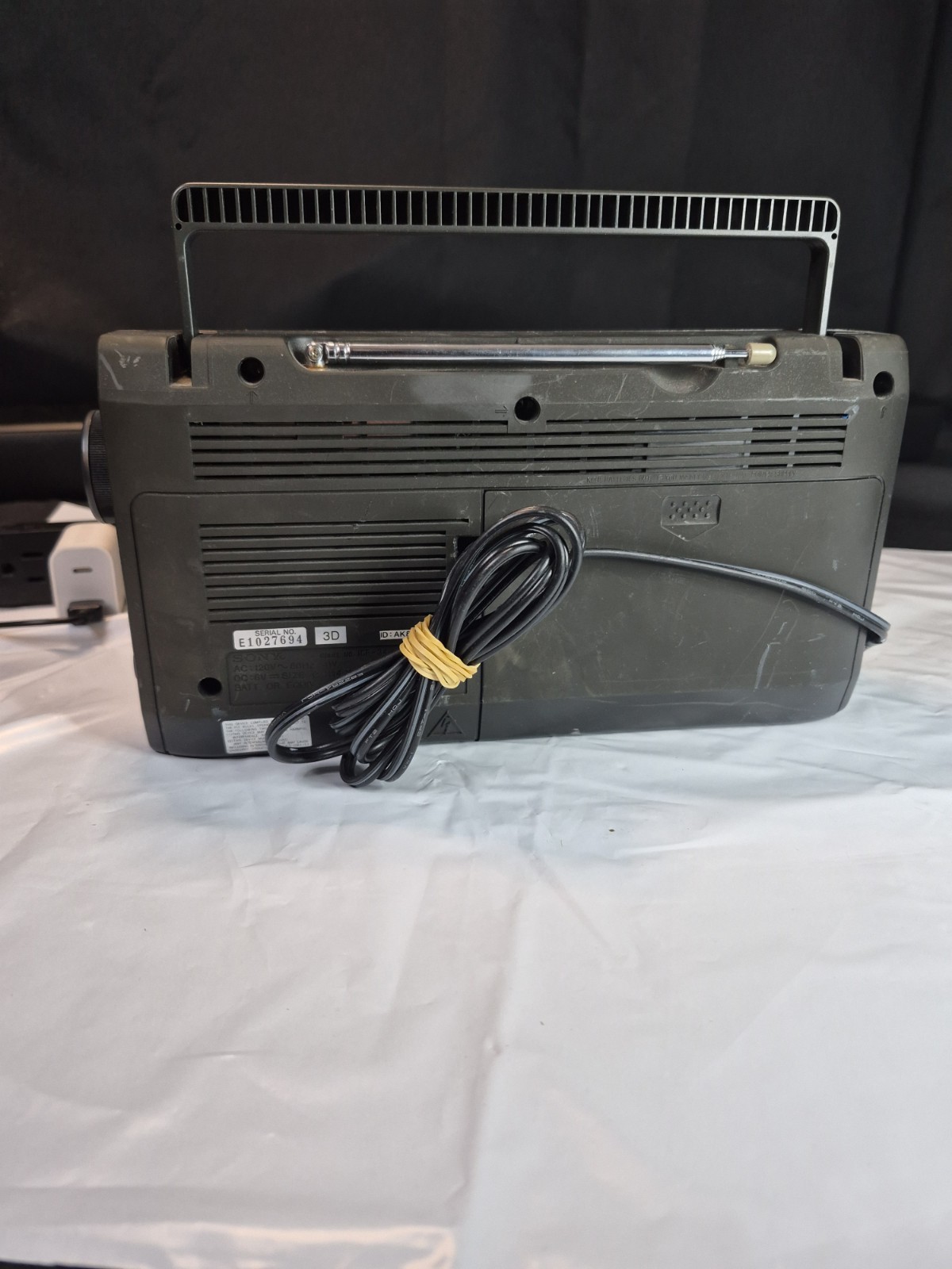 Sony TV Sound AM/FM/TV/Weather Radio Model ICF-34 Portable Works Perfect..