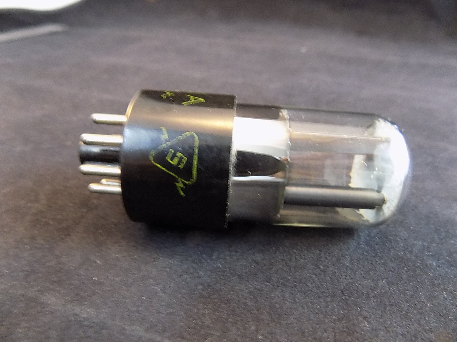 Vintage SYLVANIA VACUUM TUBE Made in USA TESTED at 90%