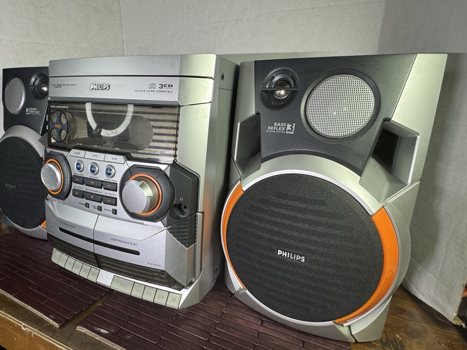Philips FW-C255 Stereo System HiFi CD Changer Cassette Deck Don’t Work
